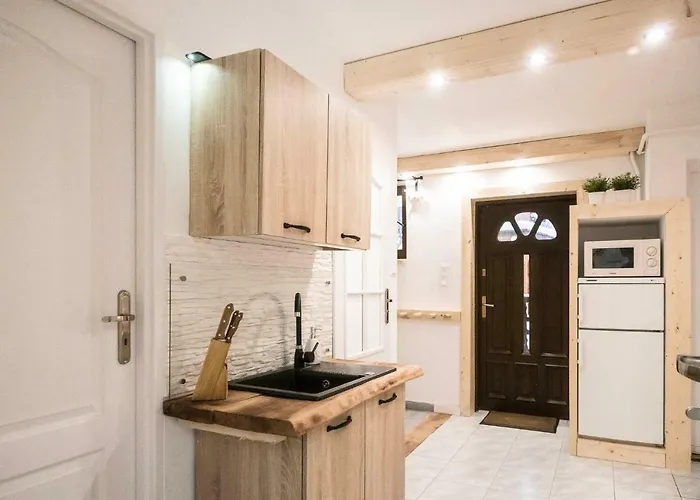 U Macieja בית אירוח שצ'צ'ירק