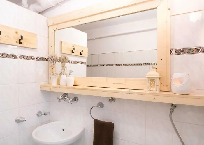 U Macieja בית אירוח שצ'צ'ירק