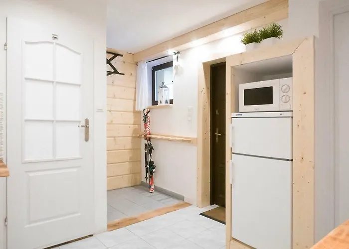 U Macieja בית אירוח שצ'צ'ירק